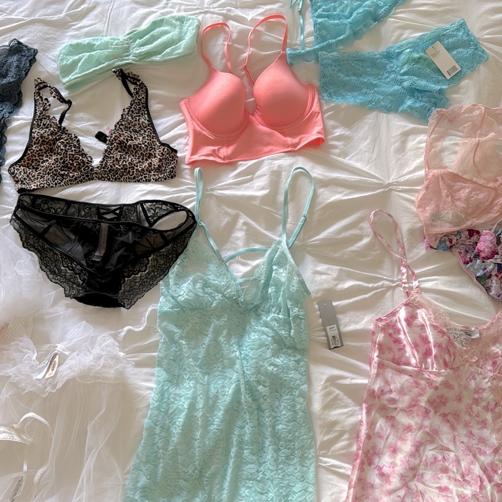 S/M Lingerie Lot